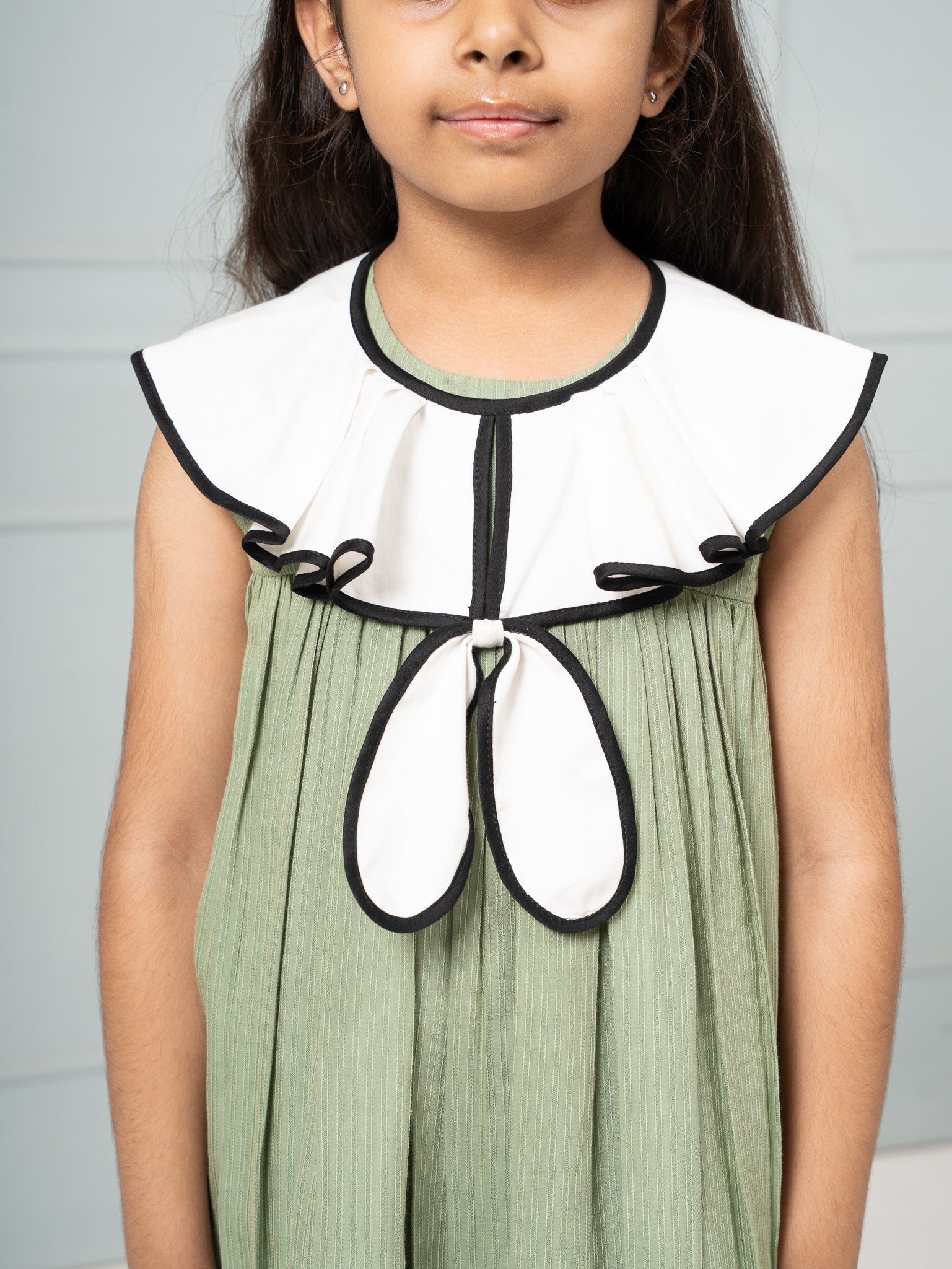 Tracing Olive Dress